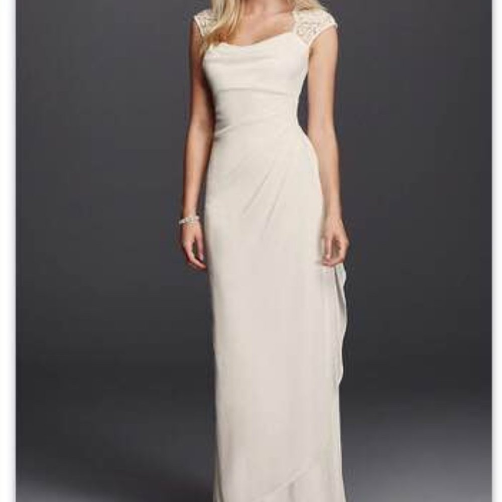 David's Bridal Ivory Lace Cap Sleeve Wedding Dress